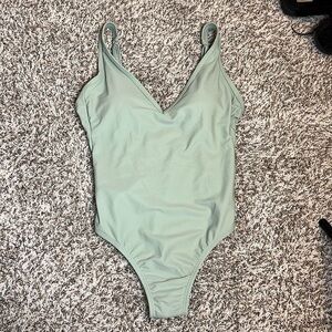 NWT Kona Sol One piece Swimming suit